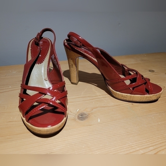 Patent Leather red heels with cork platform size 6 - Picture 7 of 16
